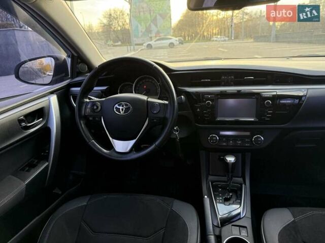 Белый Тойота Королла, объемом двигателя 1.6 л и пробегом 159 тыс. км за 12800 $, фото 17 на Automoto.ua