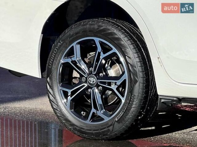 Белый Тойота Королла, объемом двигателя 1.6 л и пробегом 197 тыс. км за 11999 $, фото 15 на Automoto.ua