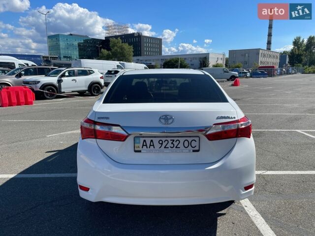 Белый Тойота Королла, объемом двигателя 1.6 л и пробегом 135 тыс. км за 11500 $, фото 3 на Automoto.ua