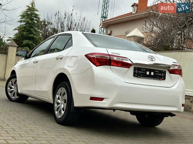 Белый Тойота Королла, объемом двигателя 1.6 л и пробегом 137 тыс. км за 10999 $, фото 10 на Automoto.ua