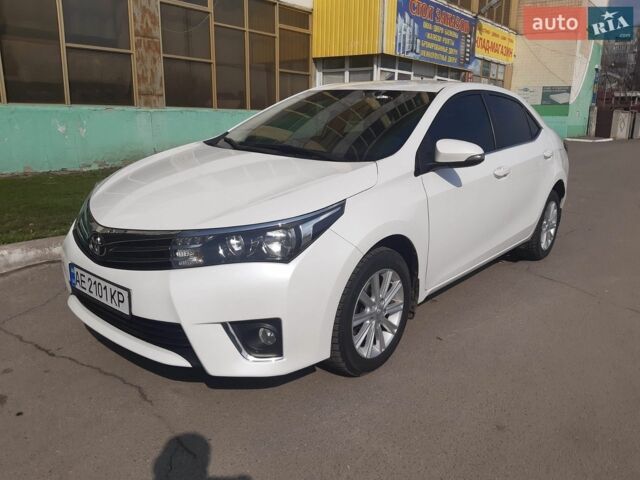 Білий Тойота Королла, об'ємом двигуна 1.6 л та пробігом 240 тис. км за 10000 $, фото 2 на Automoto.ua