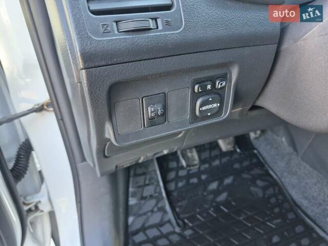 Белый Тойота Королла, объемом двигателя 0 л и пробегом 145 тыс. км за 7300 $, фото 11 на Automoto.ua