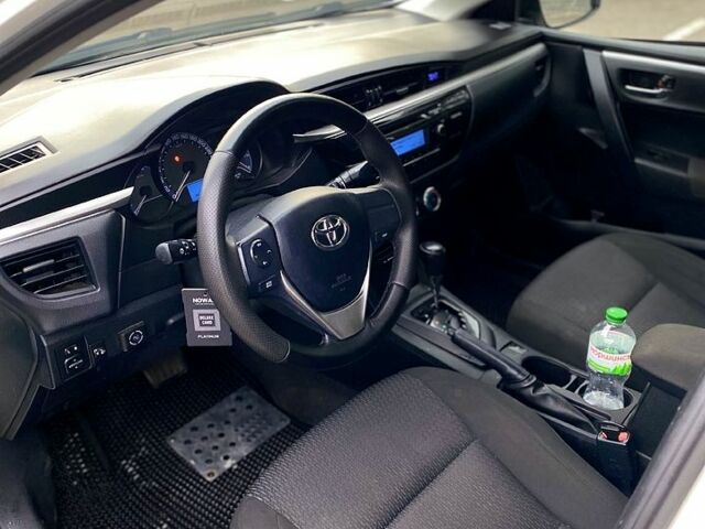 Белый Тойота Королла, объемом двигателя 1.6 л и пробегом 200 тыс. км за 8800 $, фото 8 на Automoto.ua