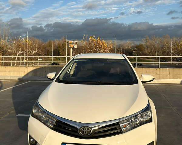 Белый Тойота Королла, объемом двигателя 1.6 л и пробегом 183 тыс. км за 9890 $, фото 7 на Automoto.ua