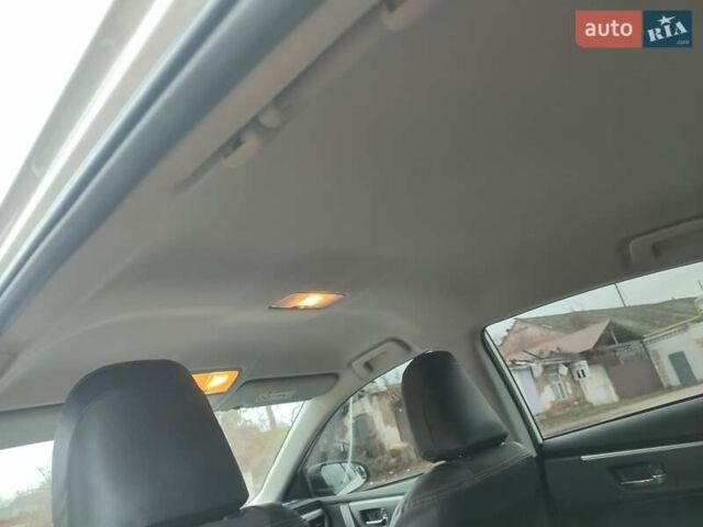 Белый Тойота Королла, объемом двигателя 1.3 л и пробегом 150 тыс. км за 10500 $, фото 42 на Automoto.ua