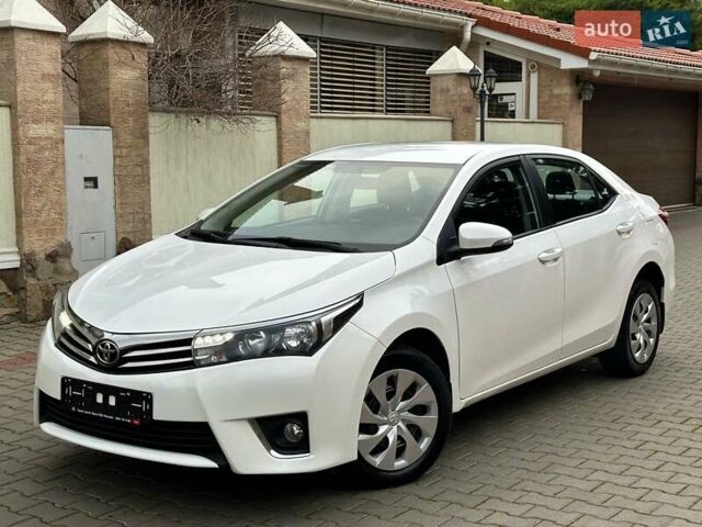 Белый Тойота Королла, объемом двигателя 1.6 л и пробегом 137 тыс. км за 10999 $, фото 13 на Automoto.ua