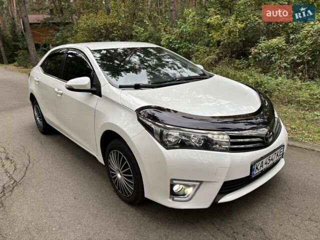 Білий Тойота Королла, об'ємом двигуна 1.6 л та пробігом 220 тис. км за 9777 $, фото 3 на Automoto.ua