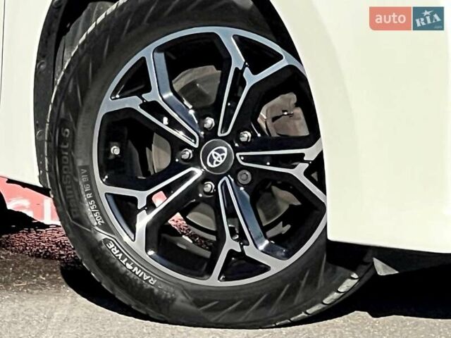 Белый Тойота Королла, объемом двигателя 1.6 л и пробегом 197 тыс. км за 11999 $, фото 14 на Automoto.ua