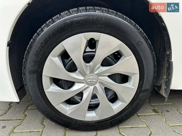 Белый Тойота Королла, объемом двигателя 1.6 л и пробегом 137 тыс. км за 10999 $, фото 44 на Automoto.ua