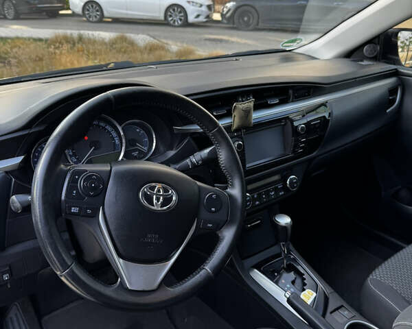 Белый Тойота Королла, объемом двигателя 1.6 л и пробегом 220 тыс. км за 10499 $, фото 16 на Automoto.ua