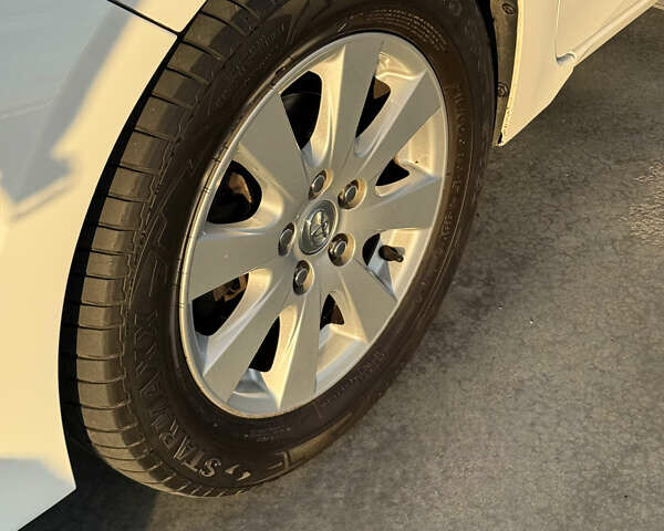 Белый Тойота Королла, объемом двигателя 1.6 л и пробегом 183 тыс. км за 9890 $, фото 26 на Automoto.ua