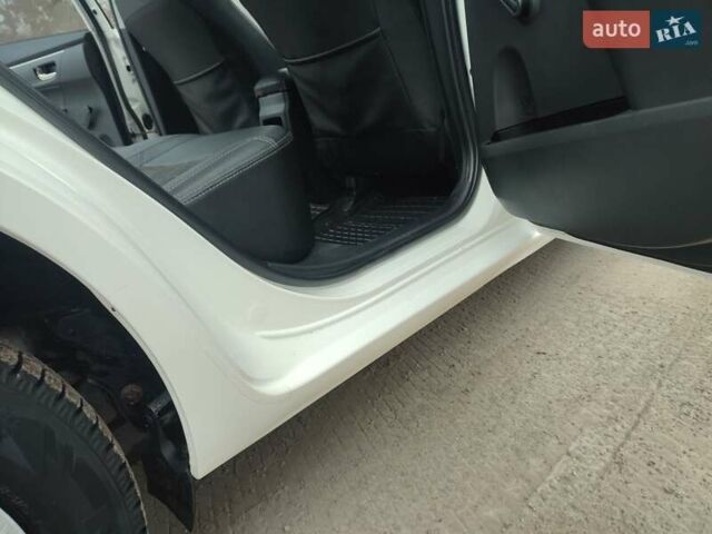 Белый Тойота Королла, объемом двигателя 1.3 л и пробегом 150 тыс. км за 10500 $, фото 28 на Automoto.ua