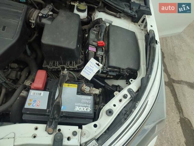 Белый Тойота Королла, объемом двигателя 1.3 л и пробегом 150 тыс. км за 10500 $, фото 38 на Automoto.ua