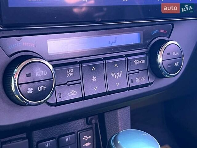 Белый Тойота Королла, объемом двигателя 1.6 л и пробегом 197 тыс. км за 11999 $, фото 38 на Automoto.ua