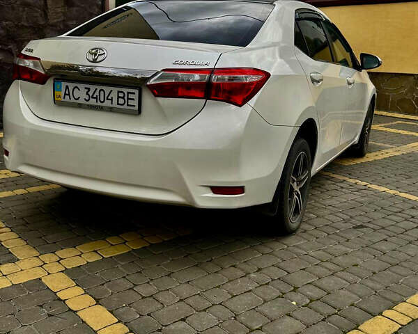 Білий Тойота Королла, об'ємом двигуна 1.6 л та пробігом 120 тис. км за 12500 $, фото 5 на Automoto.ua