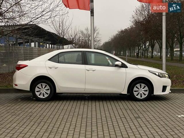 Білий Тойота Королла, об'ємом двигуна 1.33 л та пробігом 311 тис. км за 8500 $, фото 3 на Automoto.ua