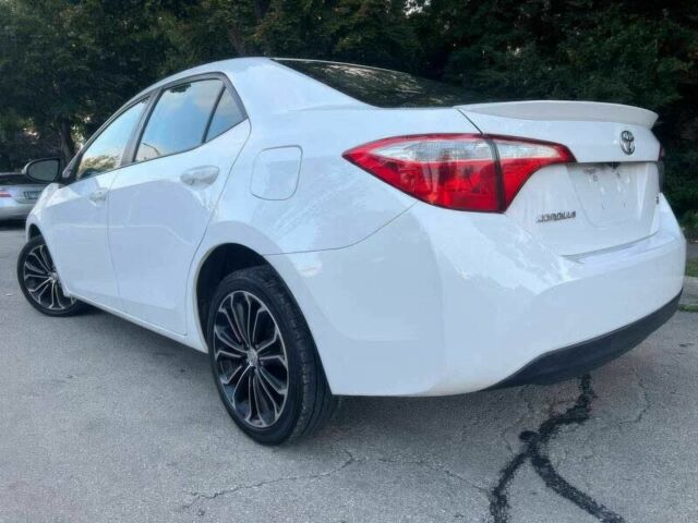 Белый Тойота Королла, объемом двигателя 1.8 л и пробегом 90 тыс. км за 1800 $, фото 5 на Automoto.ua