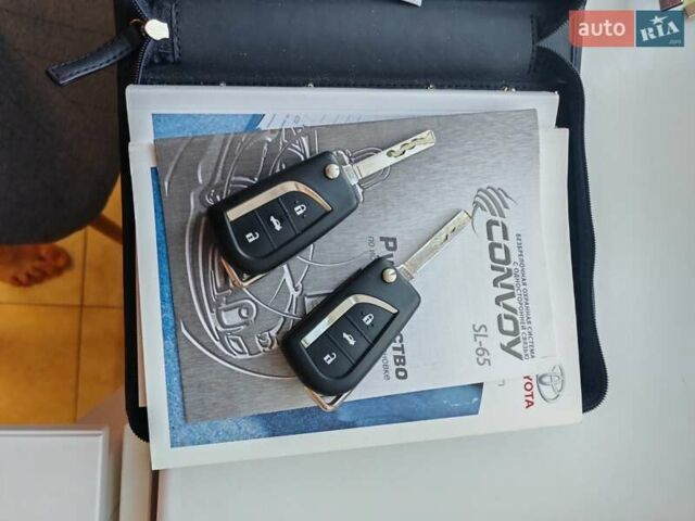 Білий Тойота Королла, об'ємом двигуна 1.6 л та пробігом 227 тис. км за 8900 $, фото 9 на Automoto.ua