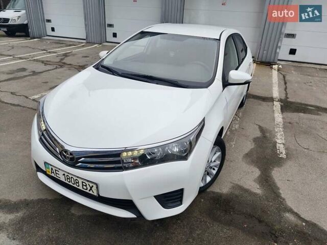 Белый Тойота Королла, объемом двигателя 1.33 л и пробегом 95 тыс. км за 10300 $, фото 1 на Automoto.ua