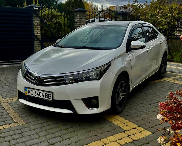 Білий Тойота Королла, об'ємом двигуна 1.6 л та пробігом 120 тис. км за 12500 $, фото 3 на Automoto.ua