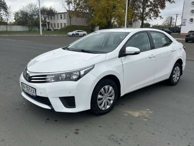 Белый Тойота Королла, объемом двигателя 1.6 л и пробегом 145 тыс. км за 12500 $, фото 2 на Automoto.ua