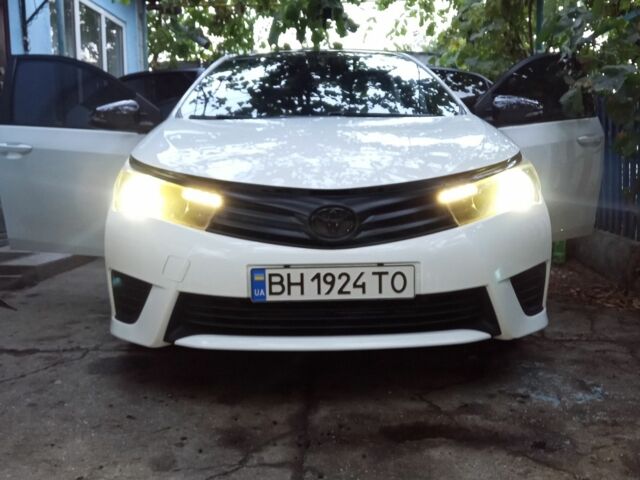 Белый Тойота Королла, объемом двигателя 1.3 л и пробегом 102 тыс. км за 9700 $, фото 13 на Automoto.ua
