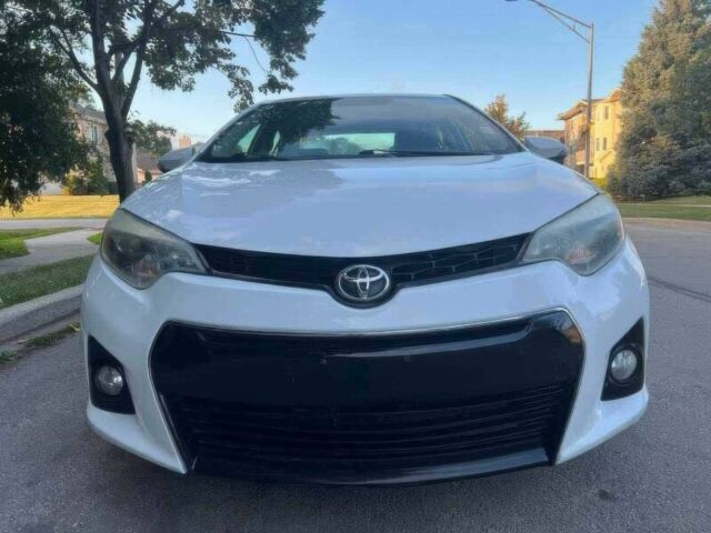 Белый Тойота Королла, объемом двигателя 1.8 л и пробегом 90 тыс. км за 1800 $, фото 1 на Automoto.ua