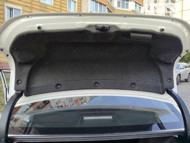 Белый Тойота Королла, объемом двигателя 1.3 л и пробегом 77 тыс. км за 10999 $, фото 22 на Automoto.ua