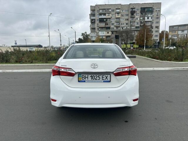 Белый Тойота Королла, объемом двигателя 1.6 л и пробегом 145 тыс. км за 12500 $, фото 4 на Automoto.ua