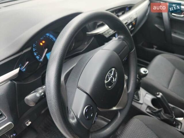 Белый Тойота Королла, объемом двигателя 1.33 л и пробегом 95 тыс. км за 10300 $, фото 31 на Automoto.ua