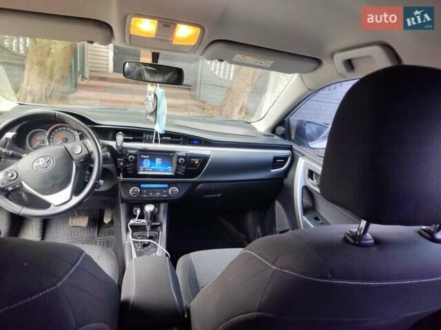 Белый Тойота Королла, объемом двигателя 1.6 л и пробегом 235 тыс. км за 8500 $, фото 4 на Automoto.ua