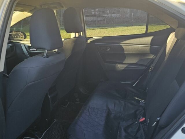 Белый Тойота Королла, объемом двигателя 1.6 л и пробегом 282 тыс. км за 7000 $, фото 2 на Automoto.ua