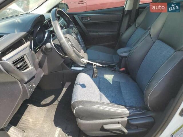 Білий Тойота Королла, об'ємом двигуна 1.8 л та пробігом 193 тис. км за 2300 $, фото 6 на Automoto.ua