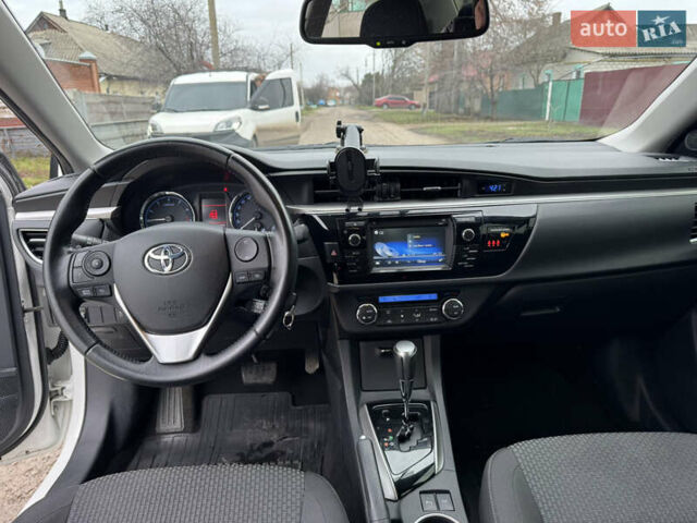 Белый Тойота Королла, объемом двигателя 1.6 л и пробегом 136 тыс. км за 13500 $, фото 10 на Automoto.ua