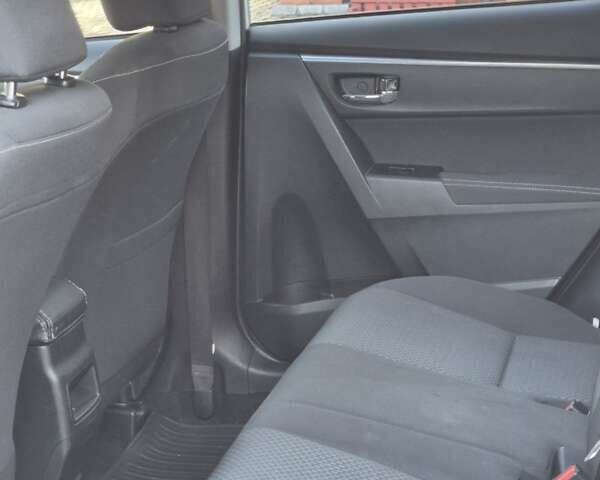 Білий Тойота Королла, об'ємом двигуна 1.6 л та пробігом 122 тис. км за 12000 $, фото 12 на Automoto.ua