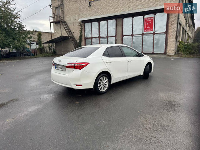 Белый Тойота Королла, объемом двигателя 1.6 л и пробегом 168 тыс. км за 14100 $, фото 2 на Automoto.ua
