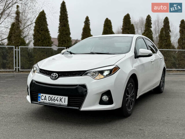 Білий Тойота Королла, об'ємом двигуна 1.8 л та пробігом 270 тис. км за 7850 $, фото 2 на Automoto.ua