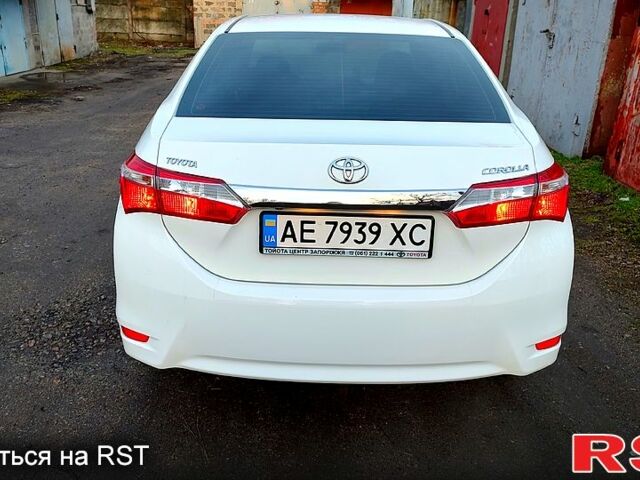 Белый Тойота Королла, объемом двигателя 1.6 л и пробегом 132 тыс. км за 13800 $, фото 6 на Automoto.ua