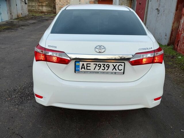 Білий Тойота Королла, об'ємом двигуна 1.6 л та пробігом 130 тис. км за 13800 $, фото 8 на Automoto.ua