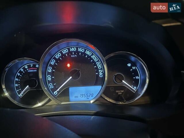 Белый Тойота Королла, объемом двигателя 1.6 л и пробегом 190 тыс. км за 12300 $, фото 7 на Automoto.ua