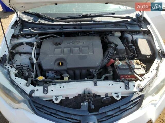Білий Тойота Королла, об'ємом двигуна 1.8 л та пробігом 193 тис. км за 2300 $, фото 10 на Automoto.ua
