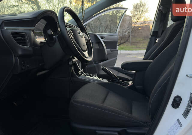 Белый Тойота Королла, объемом двигателя 1.6 л и пробегом 94 тыс. км за 14500 $, фото 41 на Automoto.ua