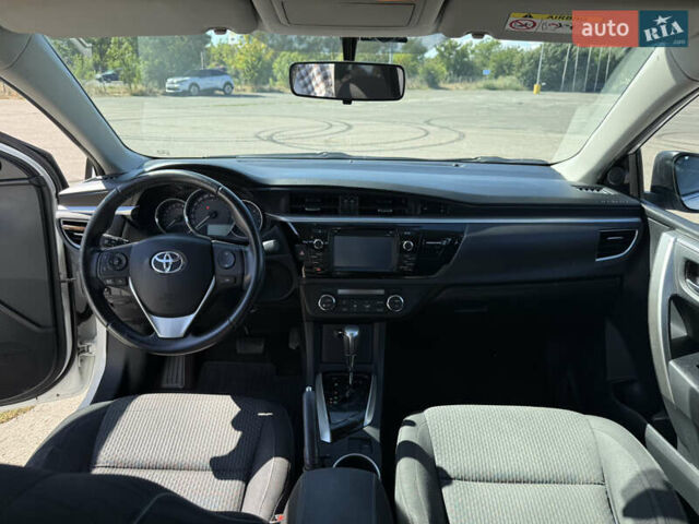 Белый Тойота Королла, объемом двигателя 1.6 л и пробегом 93 тыс. км за 12900 $, фото 13 на Automoto.ua