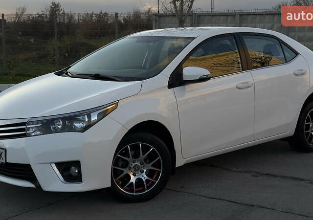 Белый Тойота Королла, объемом двигателя 1.6 л и пробегом 94 тыс. км за 14500 $, фото 5 на Automoto.ua