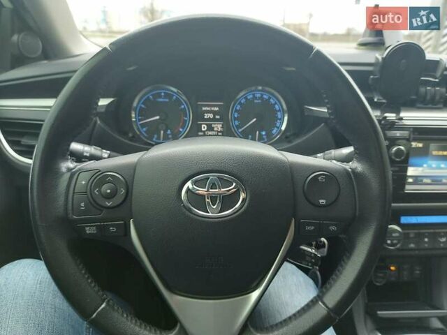 Білий Тойота Королла, об'ємом двигуна 1.6 л та пробігом 134 тис. км за 12500 $, фото 12 на Automoto.ua
