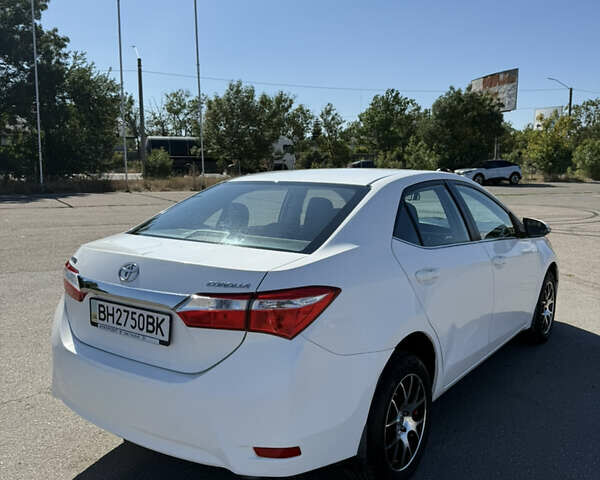 Белый Тойота Королла, объемом двигателя 1.6 л и пробегом 93 тыс. км за 12900 $, фото 4 на Automoto.ua