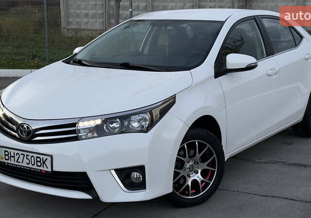 Белый Тойота Королла, объемом двигателя 1.6 л и пробегом 94 тыс. км за 14500 $, фото 60 на Automoto.ua
