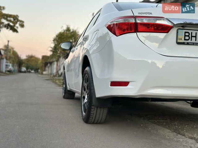 Тойота Королла 2015 в Одессе на Automoto.ua Белый Тойота Королла, объемом двигателя 1.6 л и пробегом 94 тыс. км за 14500 $, фото 20 на Automoto.ua