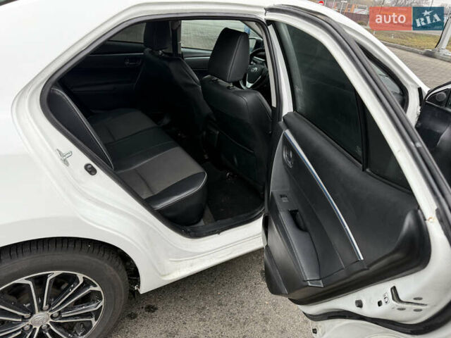 Білий Тойота Королла, об'ємом двигуна 1.8 л та пробігом 270 тис. км за 7850 $, фото 22 на Automoto.ua