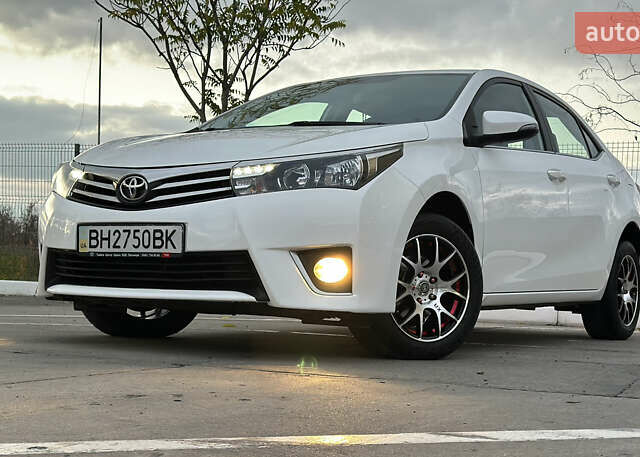 Белый Тойота Королла, объемом двигателя 1.6 л и пробегом 94 тыс. км за 14500 $, фото 81 на Automoto.ua